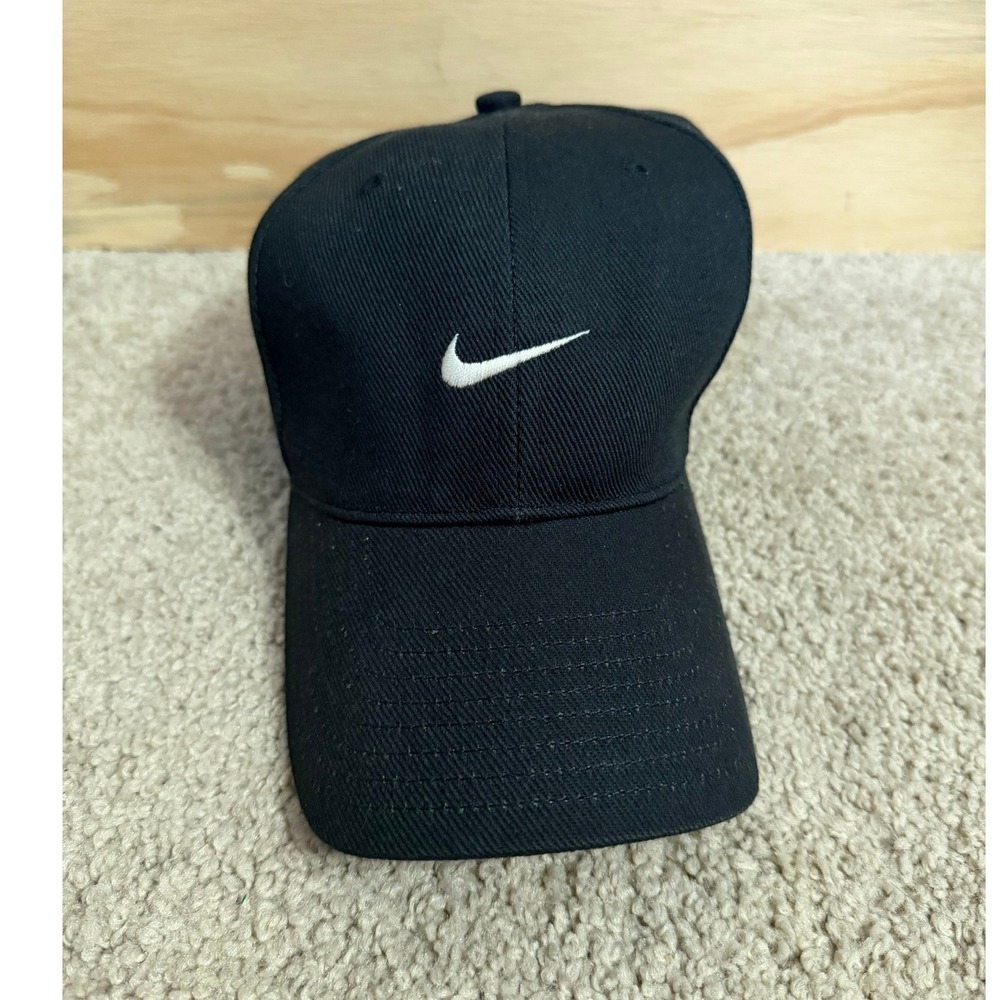 Adult's Nike Golf Black Baseball Hat Cap Classic